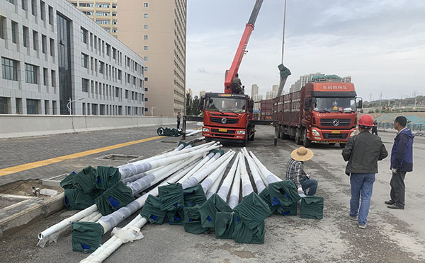 嘉峪关太阳能路灯灯杆垂直度矫正方法与维护