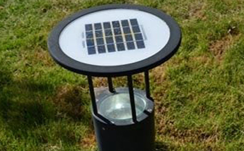 嘉峪关别墅庭院氛围营造：草坪灯选型与布光技巧