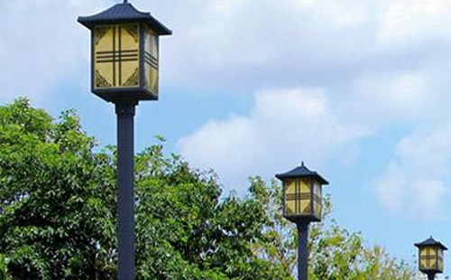 嘉峪关庭院灯安装间距与布灯设计全解析