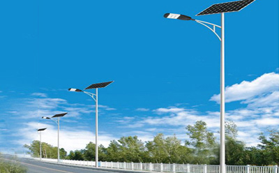 农村道路装嘉峪关太阳能路灯选多大瓦数实测